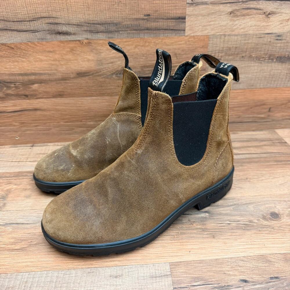 Blundstone women Size 9US 6UK/AU Suede Chelsea Boot